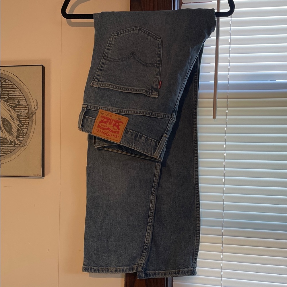 Levi's Classic Blue Jeans 502 Taper Leg